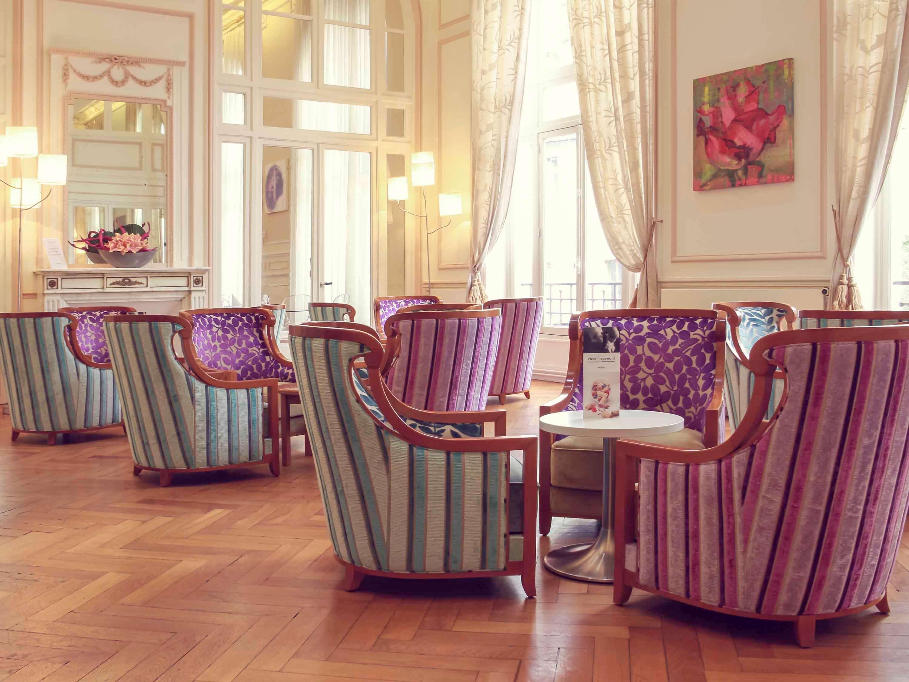 Hotel Mercure Saint-Nectaire Spa & Bien-Etre Esterno foto
