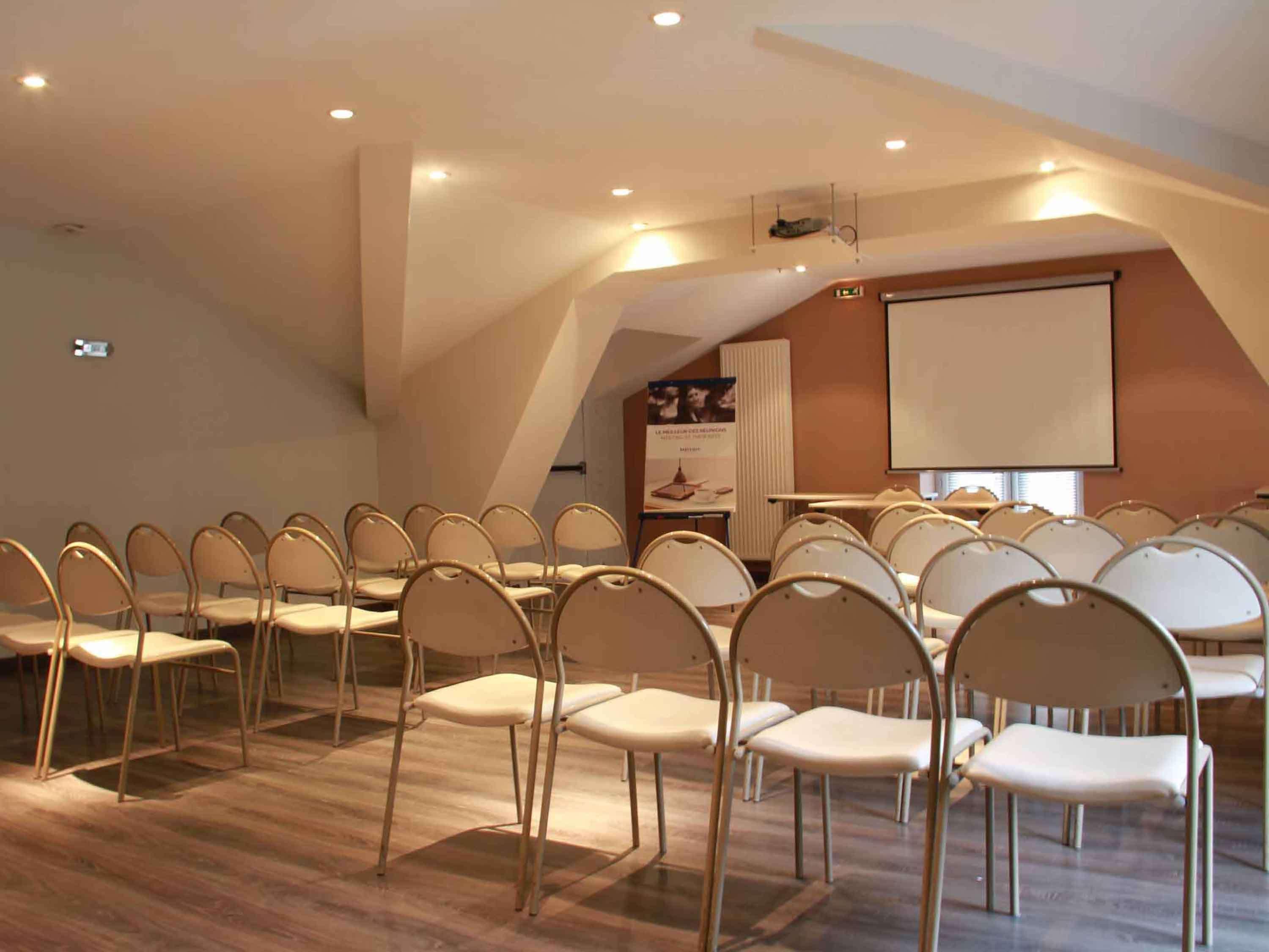 Hotel Mercure Saint-Nectaire Spa & Bien-Etre Esterno foto