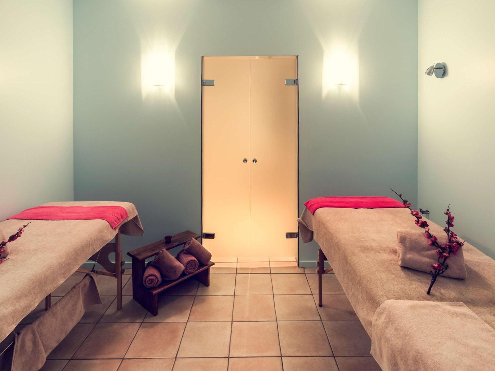 Hotel Mercure Saint-Nectaire Spa & Bien-Etre Esterno foto