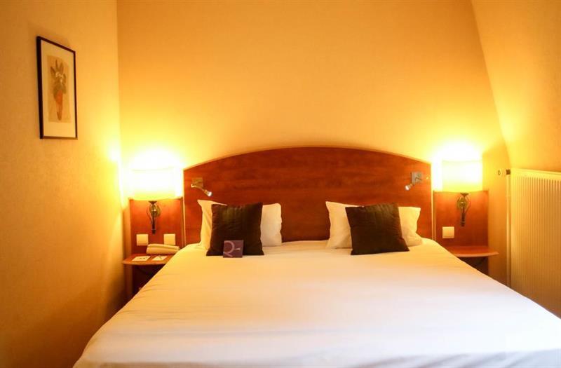 Hotel Mercure Saint-Nectaire Spa & Bien-Etre Esterno foto